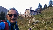 Anello dei MONTI ARETE (2227 m) e VALEGINO (2415 m) da Cambrembo di Valleve il 14 ottobre 2018 - FOTOGALLERY